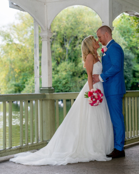 Bride and groom photographed in the pavilion at St Stephen’s Green, Dublin. © All Rights Reserved Dougie Farrelly Silverscreen.ie
